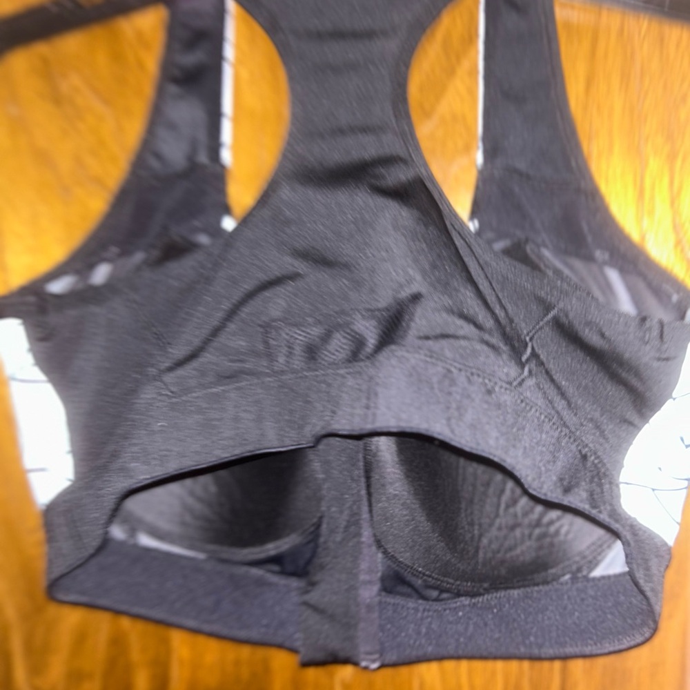 Yvette Black and white Moisture-Wicking Racerback Sports Bra